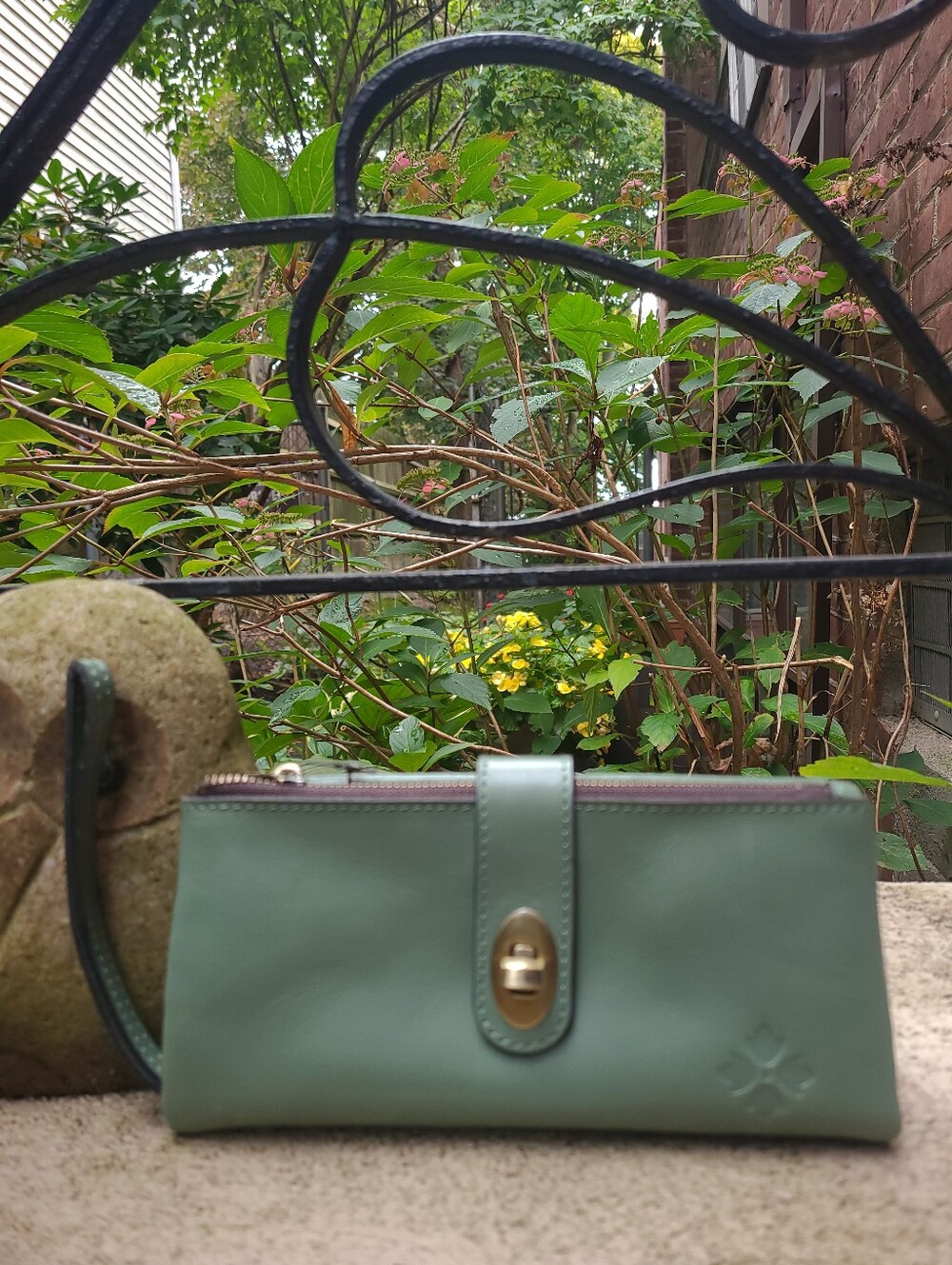 Patricia Nash Annesley Wristlet Continental Wallet Distressed Vintage Sage NWT